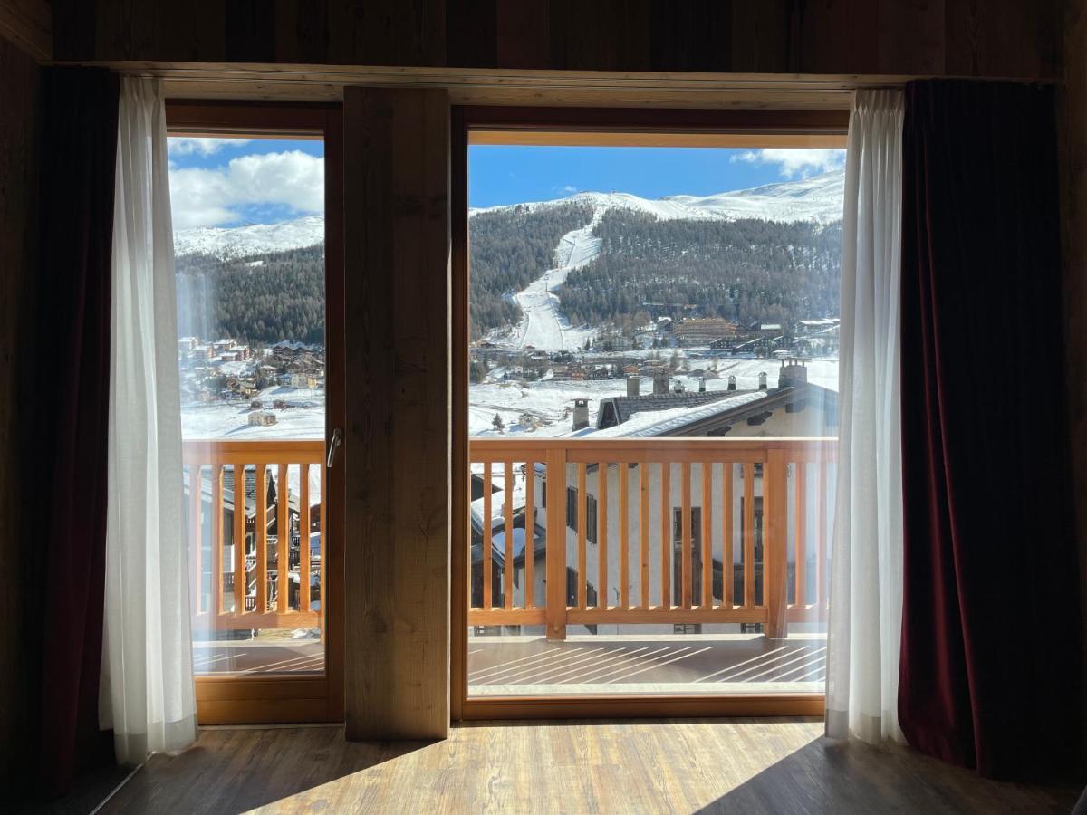 Hotel Piccolo Tibet Livigno Extérieur photo