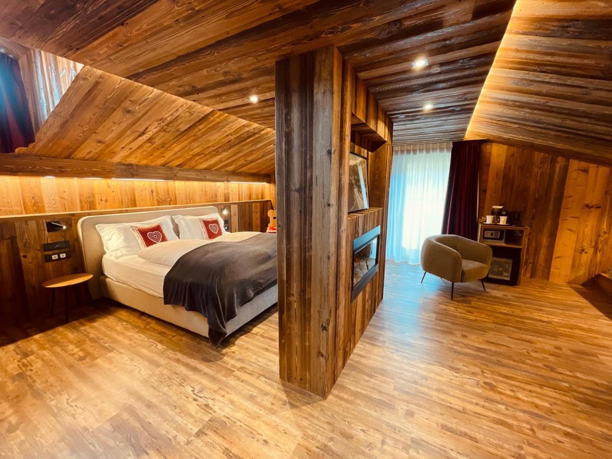 Hotel Piccolo Tibet Livigno Extérieur photo